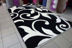 Friese Tribal Crna